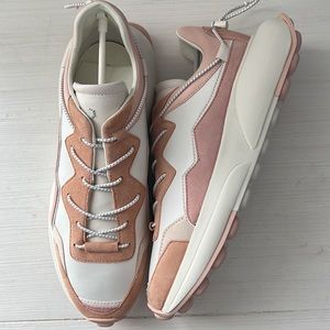 Stuart Weitzman women’s beige stylish sneakers